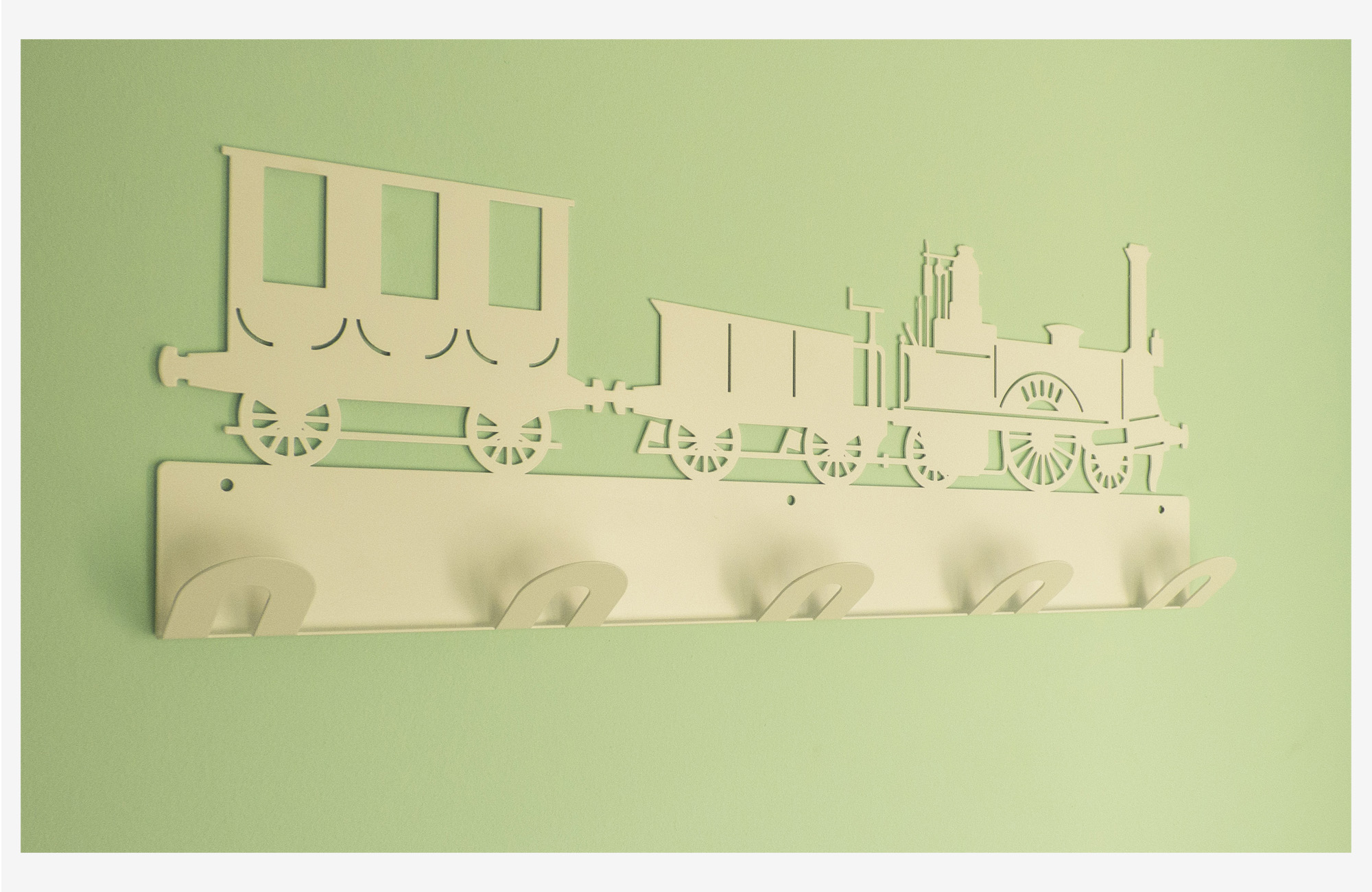 Prechero tren fondo verde